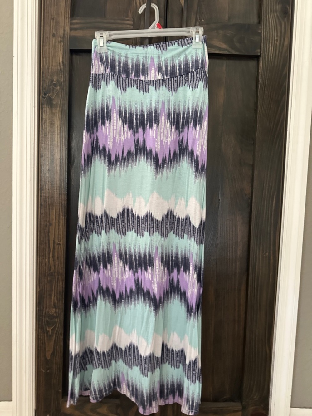 Women's Mint, Lavender, White, Black  Patterned Maxi Skirt Size XS